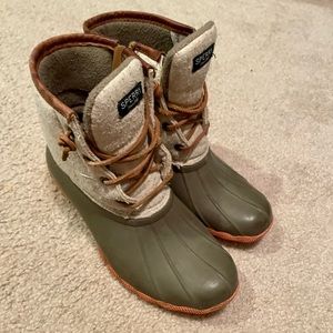 Sperry duck boots